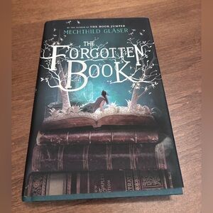 The Forgotten Book by Mechthild Gläser